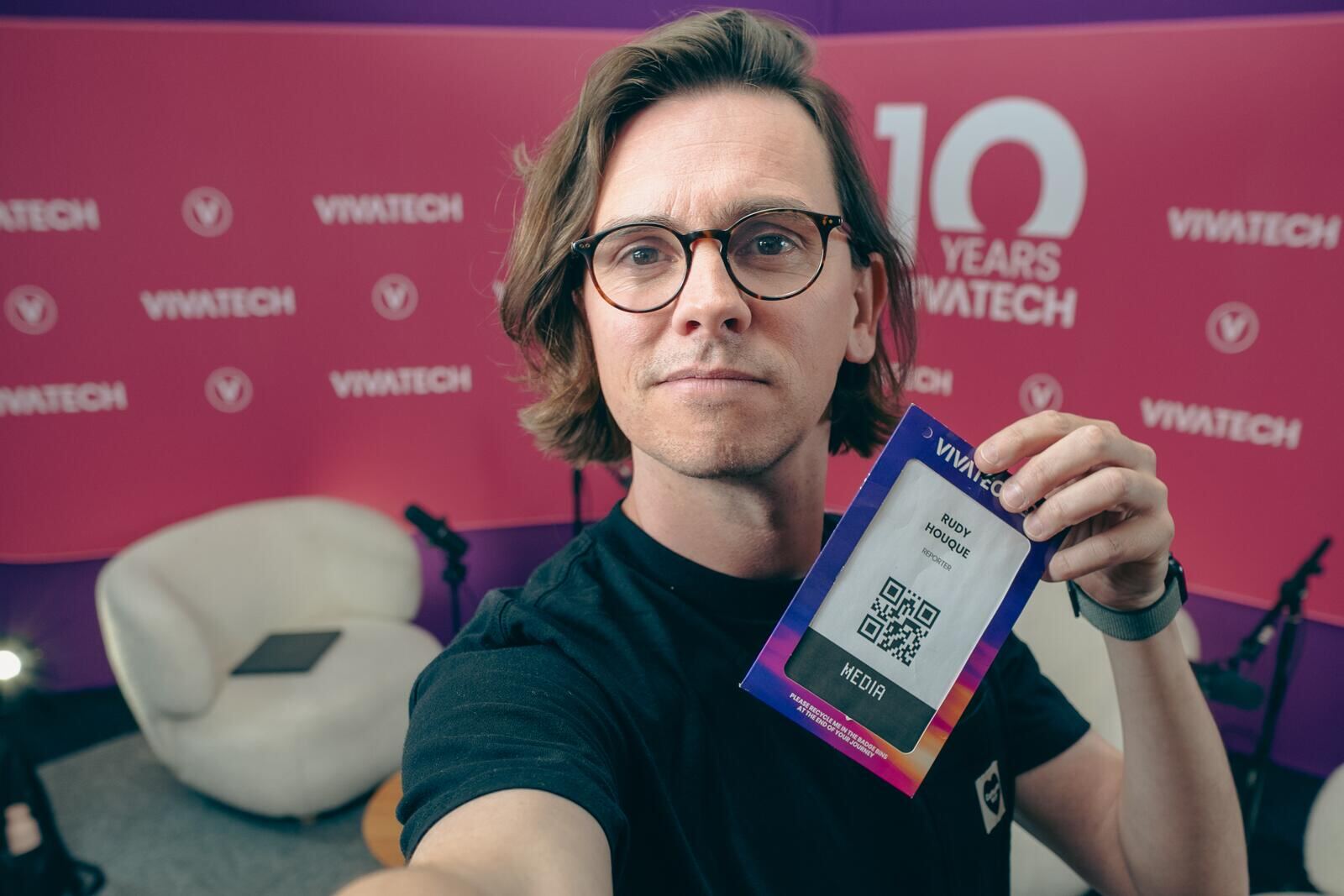 Les dix ans de VivaTech, badge à la main