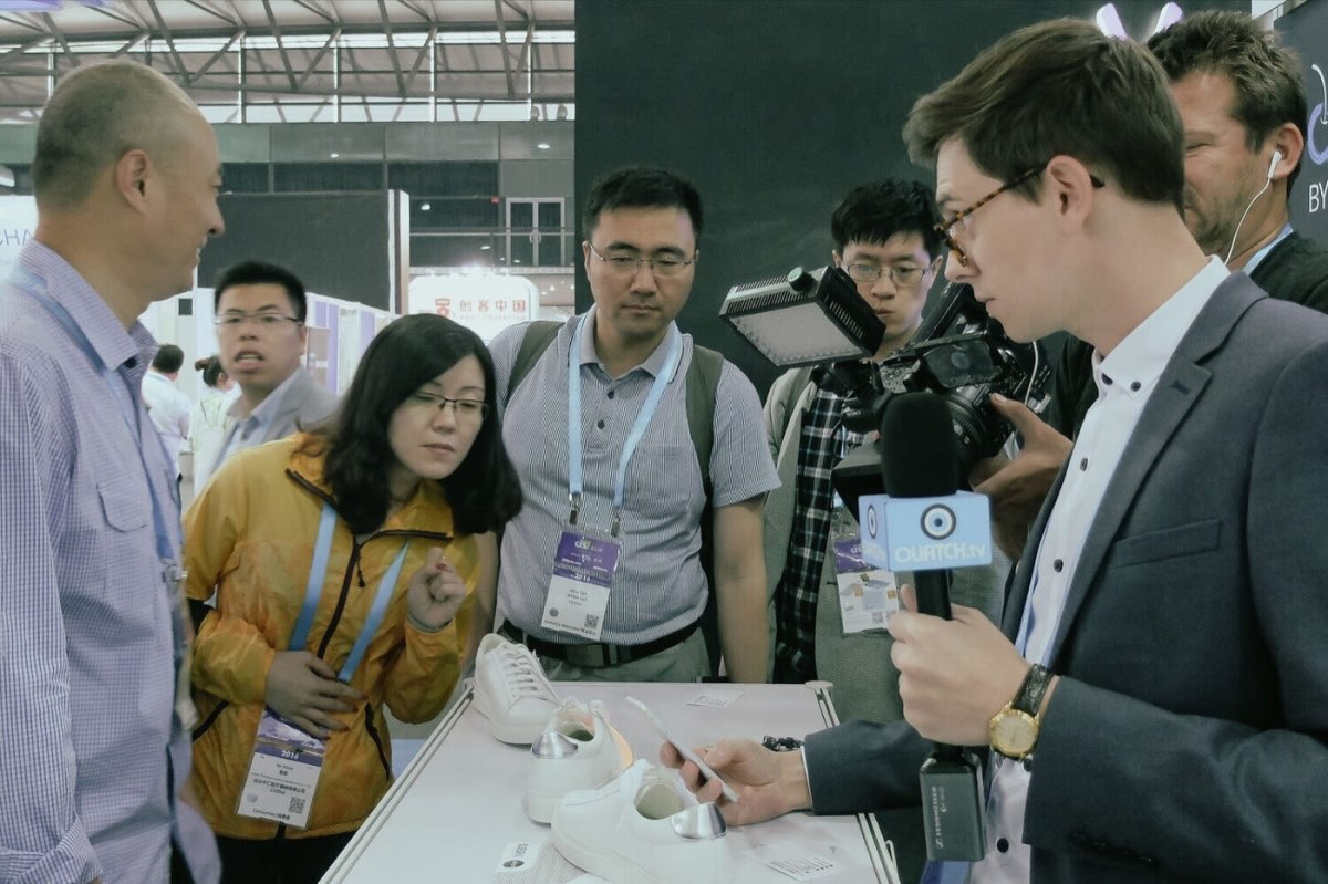 Interview par la presse chinoise au CES Asia 2016