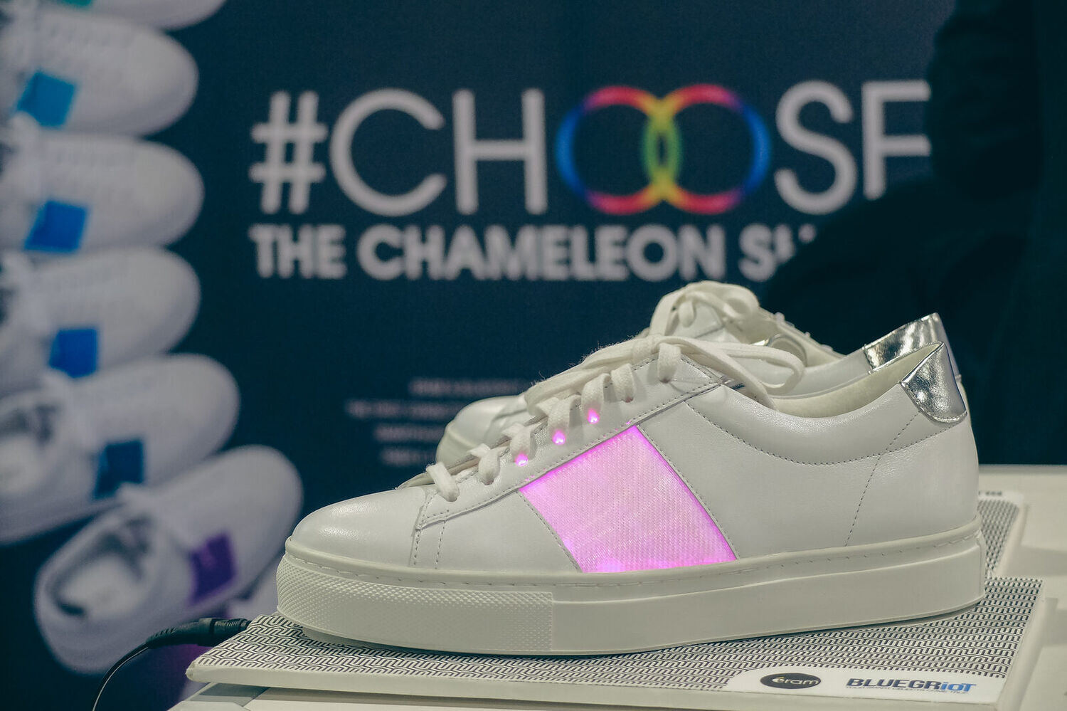 La basket #Choose sur le stand Éram et BLUEGRioT au CES 2016